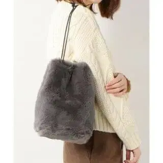 오데트 에 오딜 그레이 버킷 백