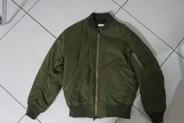 BEAUTY&YOUTH MA-1 자켓 올리브 그린