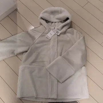 MEDOC 후드 부착 자켓 사이즈 38 화이트