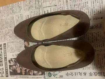 브라운 스웨이드 펌프스 22.5cm