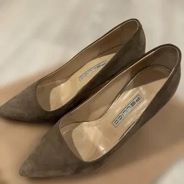 PELLICO 그레이 스웨이드 하이힐 펌프스 36