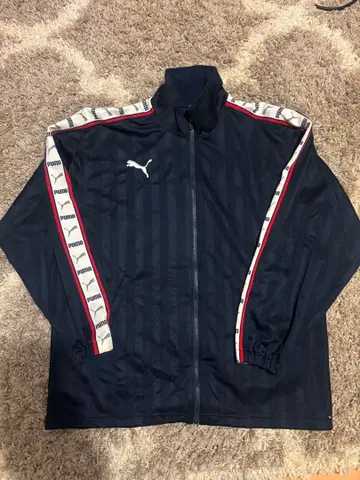 PUMA 저지 상의 네이비 x 화이트