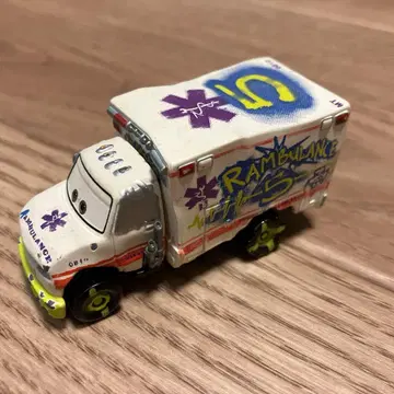 카즈 토미카 닥터 데미지