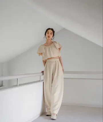 mideal 린넨 블렌드 프릴 상의 린넨 블렌드 코쿤 팬츠