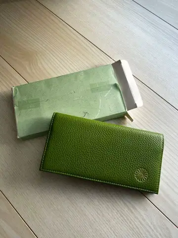 황궁 그린 와카쿠사색 장지갑 미사용 새상품