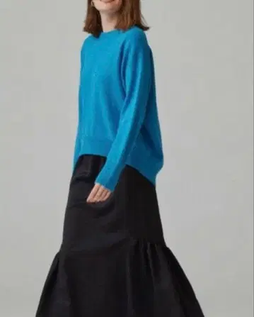 새상품급 맥피 라무 캐시미어 풀오버 니트 22AW 블루 M