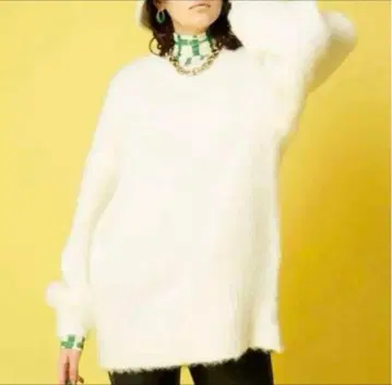 메종 스페셜 알파카 샤기 니트