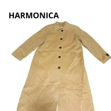 베이지 버튼 포함 롱 코트 택 포함