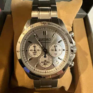 SEIKO 크로노그래프 손목시계 실버 SBTR009