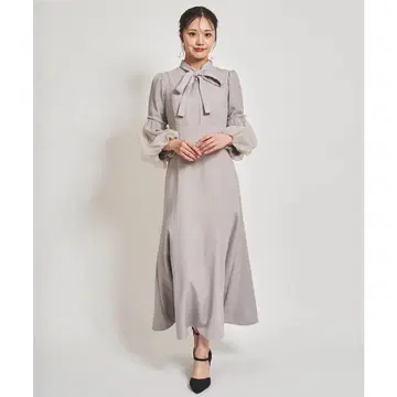 엘레강트한 리본 포함 원피스