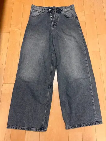 ZARA 엑스트라 배기 데님