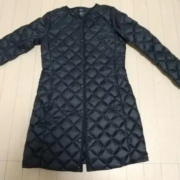 유니클로 울트라 라이트 롱 다운 자켓 M