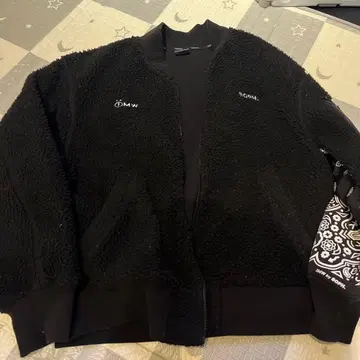 MW/SOPH. 보아 자켓 블랙