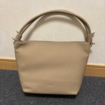 베이지 가죽 핸들 숄더백 발코스 barcos