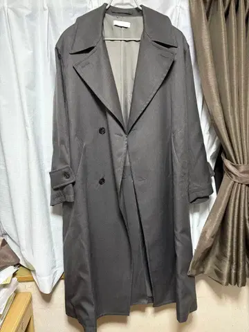 W.Y.M. 그레이 트렌치코트