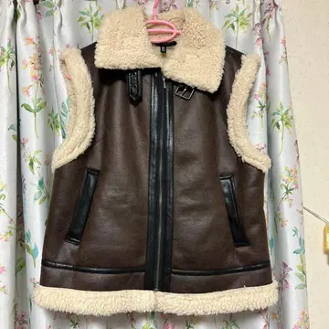 [새상품급] H&M 가죽 보아 베스트