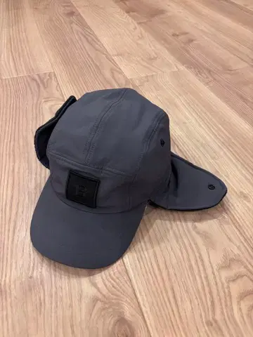 플리스 이어 플랩 포함 제트캡 골프웨어 BRG243MA0