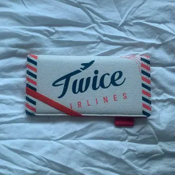 TWICE Airlines 여권 케이스