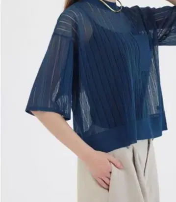 [택 포함 새상품] aga 시스루 니트 스트라이프 니트