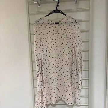 질 스튜어트 아이보리 꽃무늬 원피스