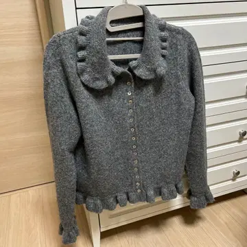 프릴 장식 니트 가디건