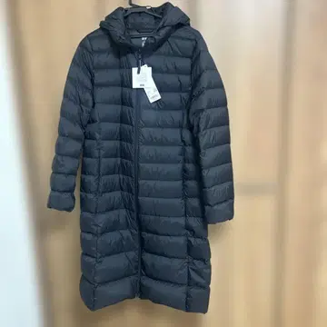 유니클로 울트라 라이트 다운 후디드 코트