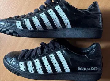 DSQUARED2(디스퀘어드) 에나멜 스니커즈