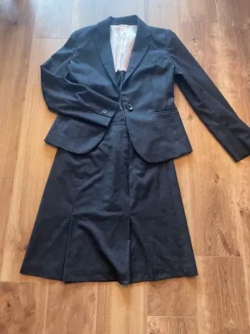 다이애나 블랙 체크 무늬 스커트 수트