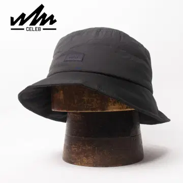 새상품 CELEB 셀럽 충전솜 패딩 버킷햇 블랙