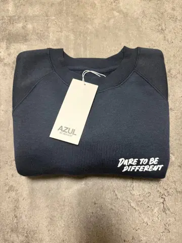 AZUL 크루넥 맨투맨 다크 블루 네이비 트레이닝복
