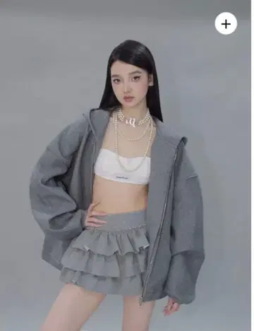 andwang kirakira zip up