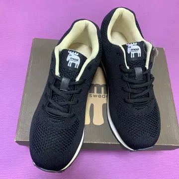 LAST 가격 인하 MOZ 경량 니트 스니커즈