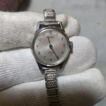 작동품 SEIKO 여성용 수동 와인딩 시계 23석