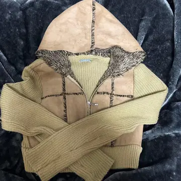 y2k 그런지 숏 기장 니트 자켓