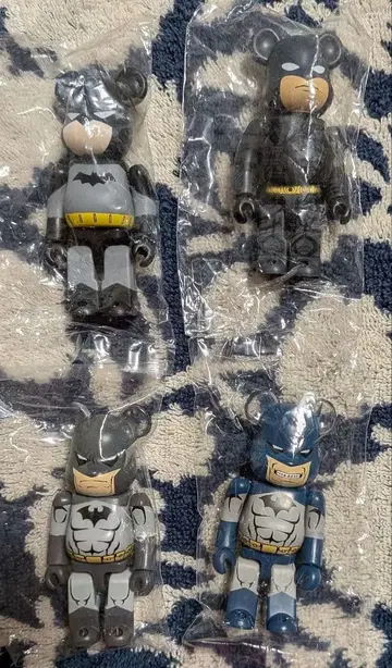 [ 베어브릭 배트맨 4종 세트 ] 내부 가방 미개봉품