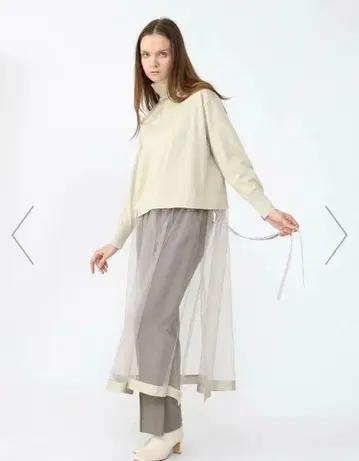 LASUD 롱 튤 도킹 니트