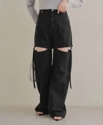 Chico 치코 사이드 벨트 슬릿 데님 팬츠