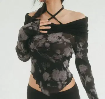 swimcity Never ending top 상의 시즈니룩