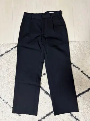 UNITED ARROWS 블랙 슬랙스 유나이티드 애로우즈 팬츠