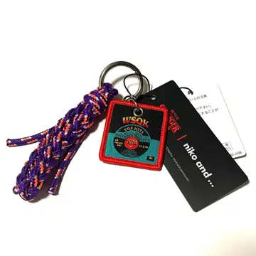 기묘한 이야기 x niko and - 키체인