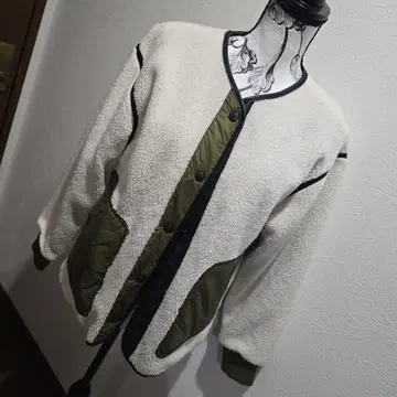 LUCA 새상품급 보아 자켓 화이트/올리브