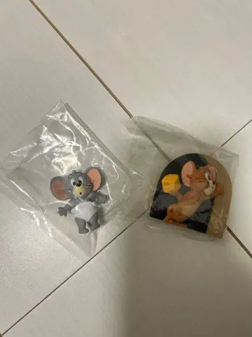 제리와 태피가 있는 집 피규어