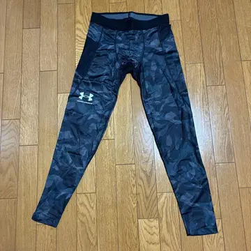 언더 아머 카모플라쥬 레깅스