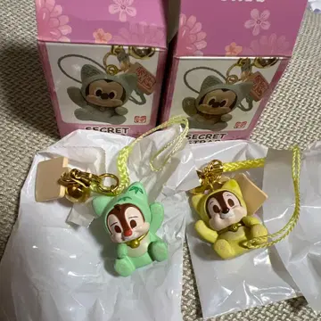 디즈니 스토어 시크릿 스트랩 설날 컬렉션 칩&데일 세트