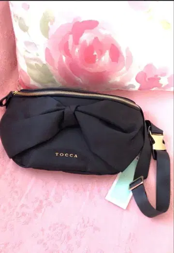 TOCCA RIBBON KNOT BODY BAG 바디백 블랙