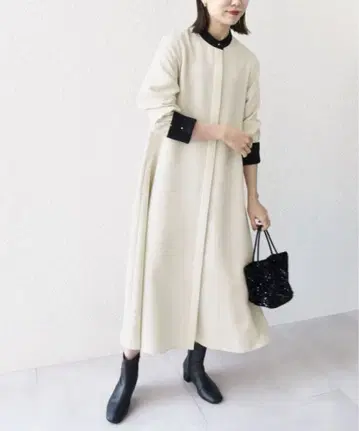 아이보리 긴팔 롱 원피스