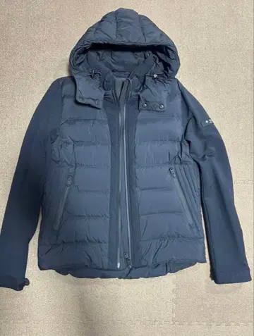 타트라스 다운 자켓 하이브리드