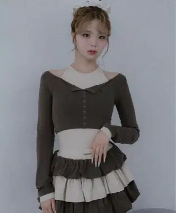 미사용 새상품 Darich 다리치 오프숄더 레이어드 리브 상의