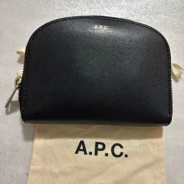 A.P.C 지갑 블랙
