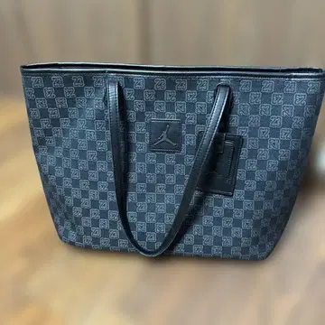 JORDAN 모노그램 토트백